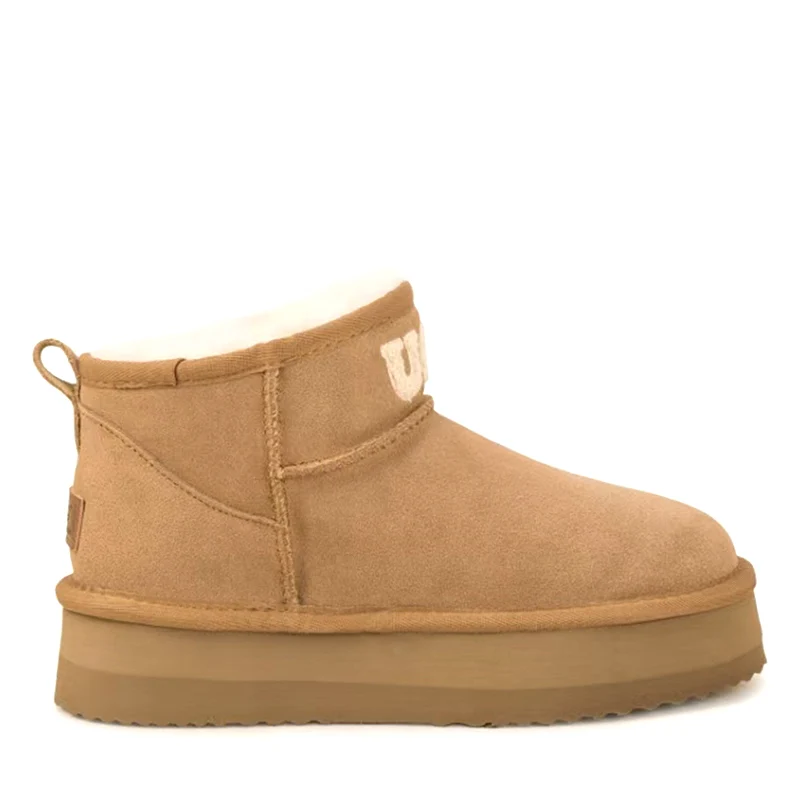 ugg-auzland-premium-ultra-mini-logo-platform-boots-chestnut-2.webp